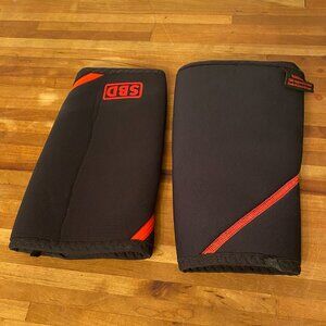 SBD Knee Sleeves Black Red Size L, Weightlifting Powerlifting Squat Deadlift Gym